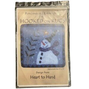 Hooked on Rugs Punchneedle Embroidery Heart to Hand 719 Mr Snowball 704 Primrose